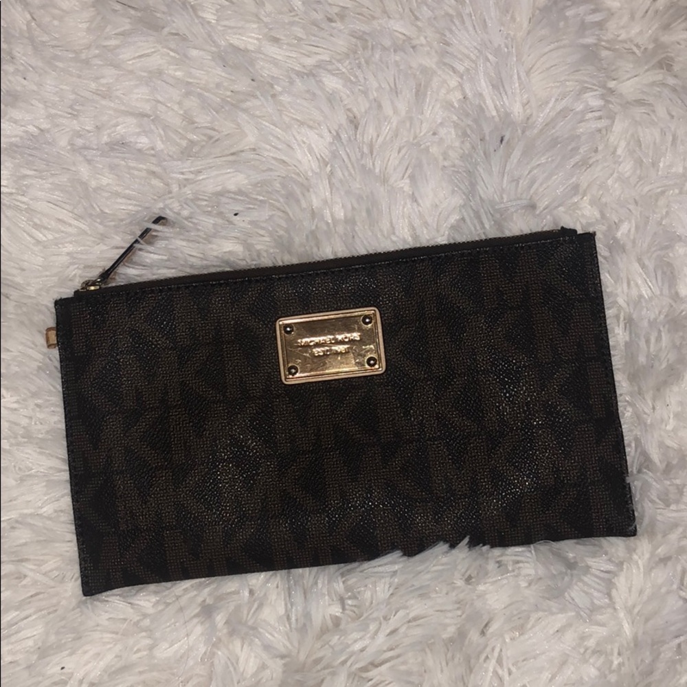Michael Kors Clutch Wallet